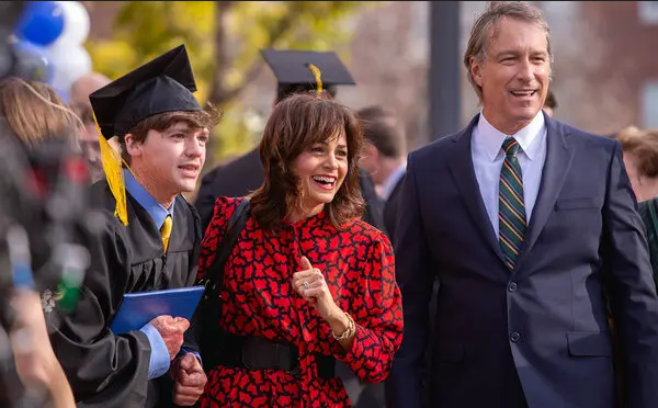 Листайте кадры.