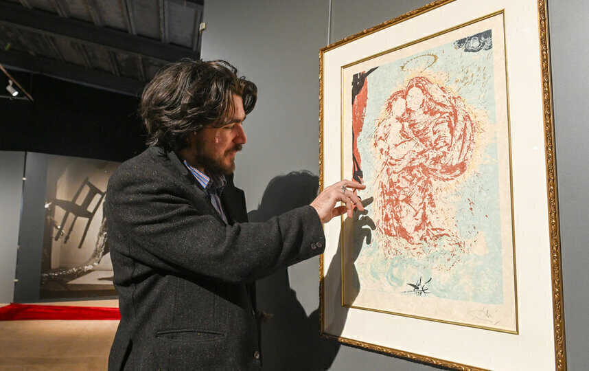    Работа с Марией Магдалиной, по мнению кураторов, посвящена маме художникаИгорь Акимов