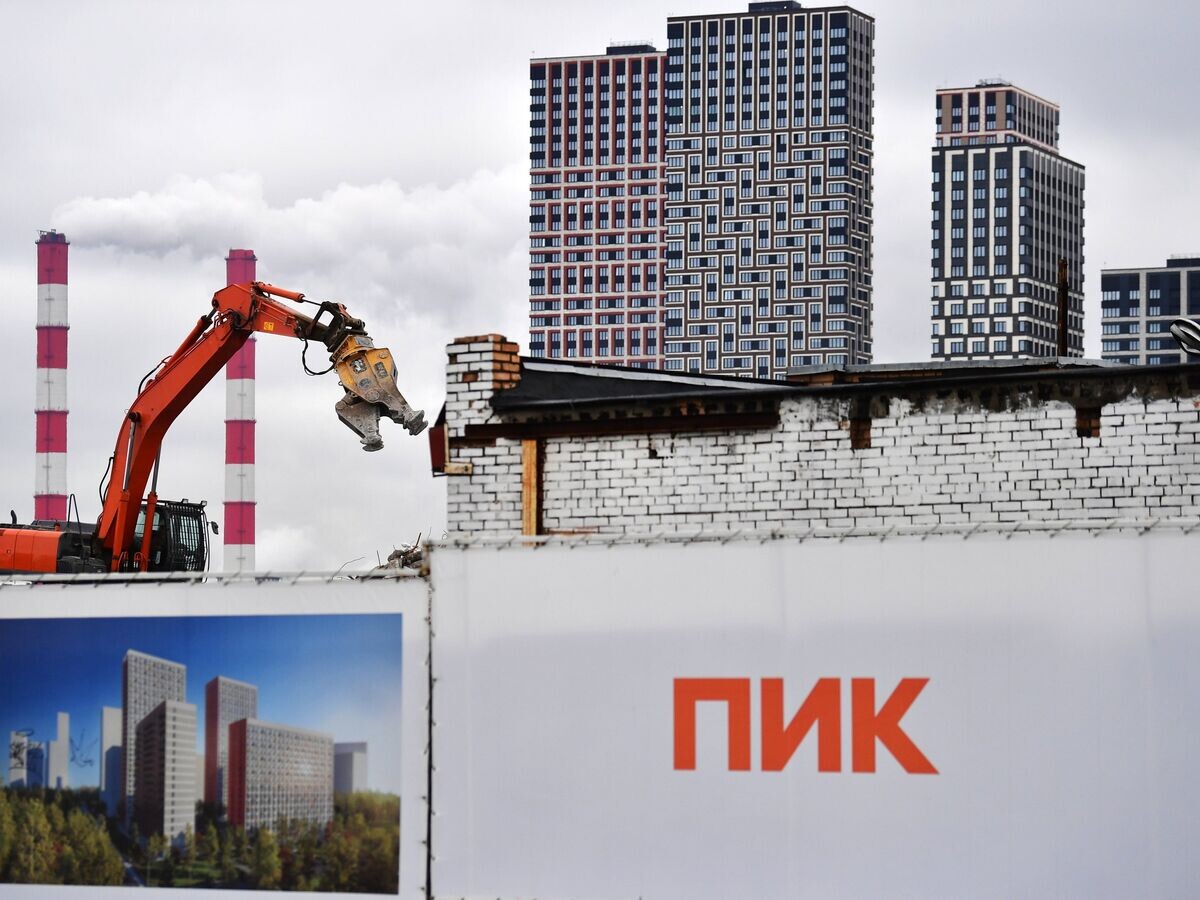    Строительство жилого комплекса у метро "Черкизовская" в Москве© РИА Новости . Алексей Майшев