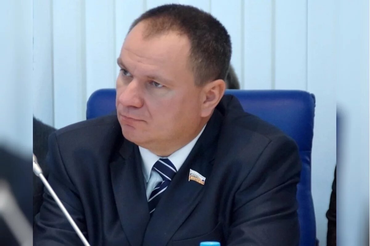    Особняк за счет детей-сирот построил экс-глава Еланского района Литвинов