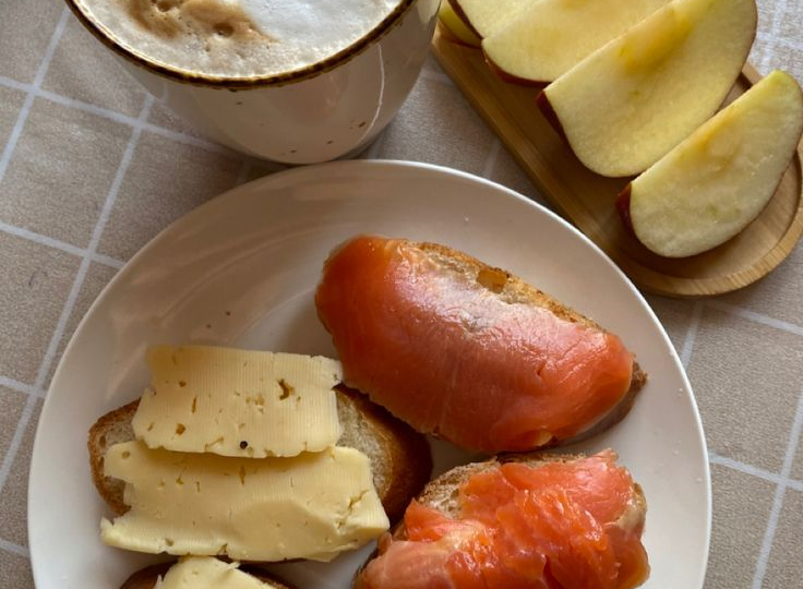 Еда против УСТАЛОСТИ: начните утро с этих продуктов — и настроение не испортится