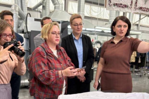 Марина Николаевна Плесовских на пресс-туре в химчистке Русские Сезоны. Источник: Русские Сезоны