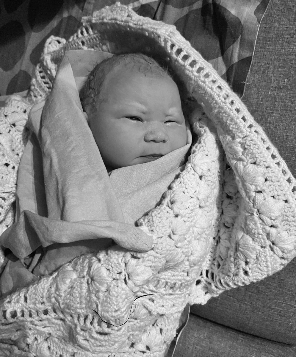 Я пару часов как родился 