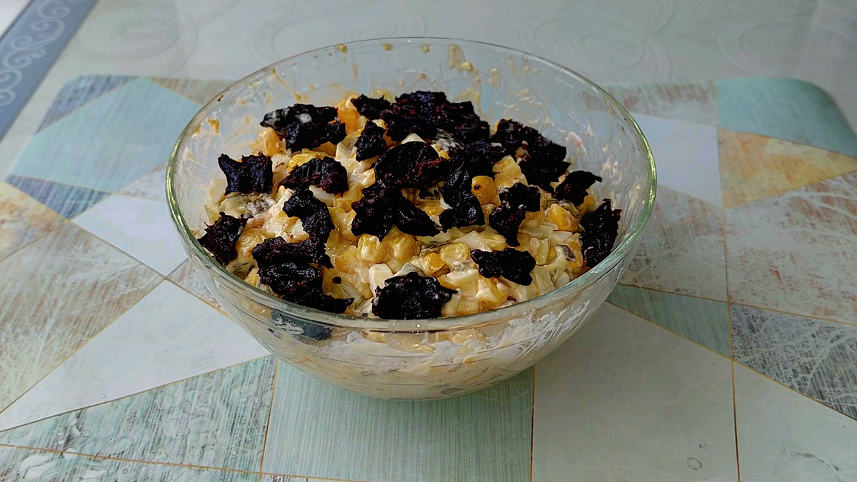 Еда хоть Куда