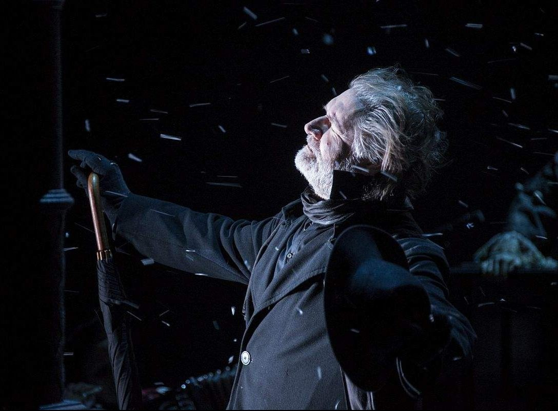 Владимир Симонов в спектакле «Минетти»