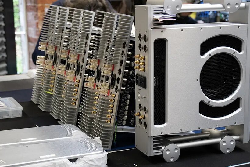 производство предусилителей Ultima Pre 3