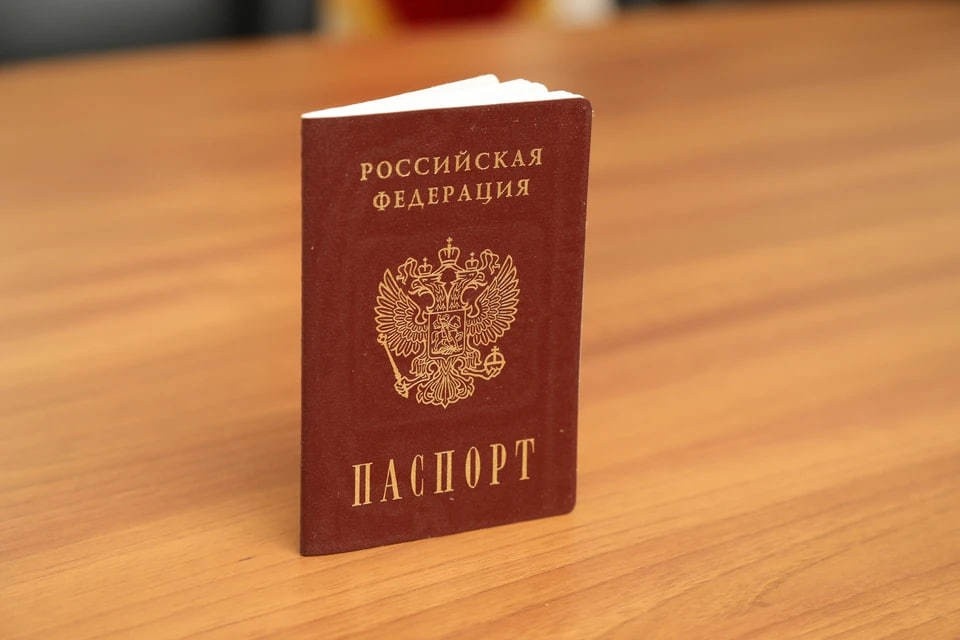    МВД РФ сообщило о готовности помочь с документами соотечественникам из Латвии Дмитрий АХМАДУЛЛИН