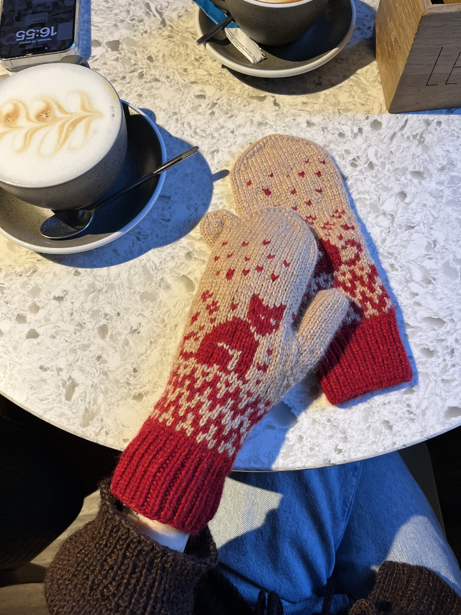 Вязальный влог: варежки жаккардом