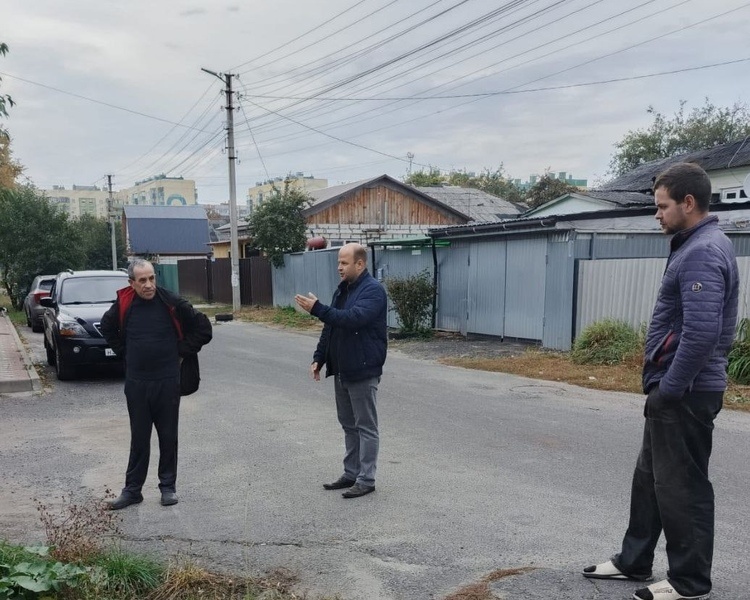     В Курске отработают обращения жителей четырех улиц и ТСН