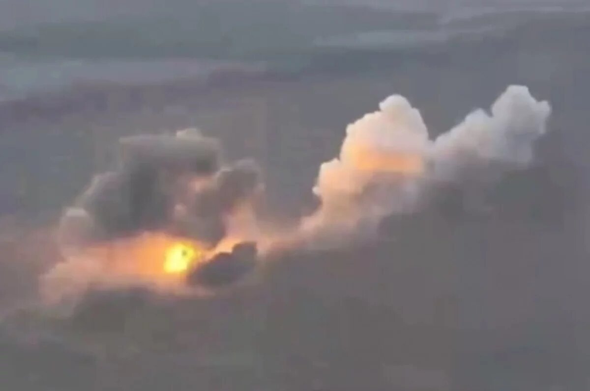    Бомбы уничтожили пункты дислокации ВСУ под Красноармейском и Родинским