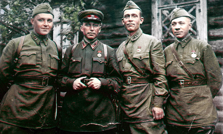 Какая зарплата была у красноармейцев в годы Великой Отечественной войны?