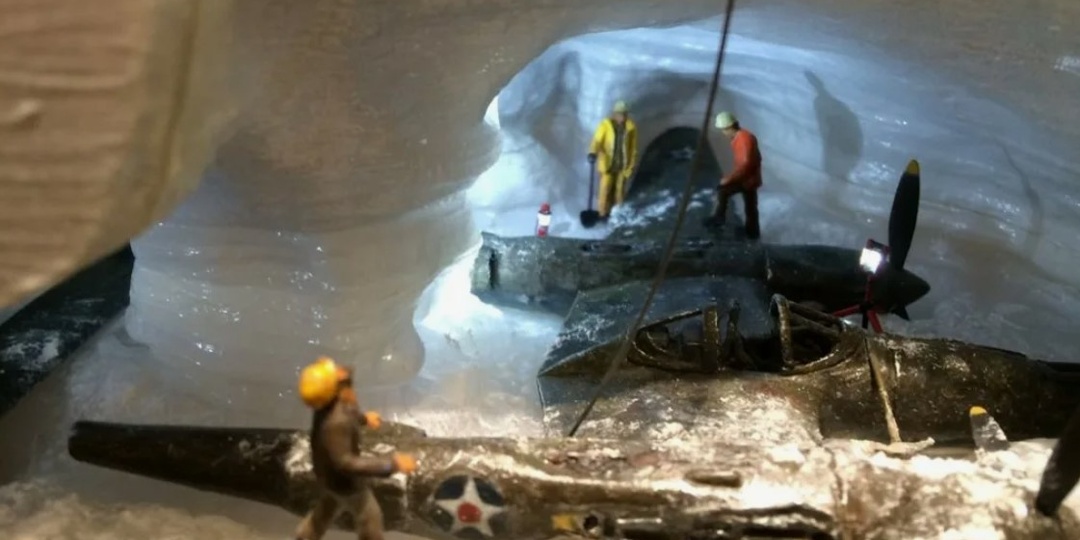 Самолеты времен динозавров и молотки старше человечества: артефакты, которые переворачивают историю с ног на голову