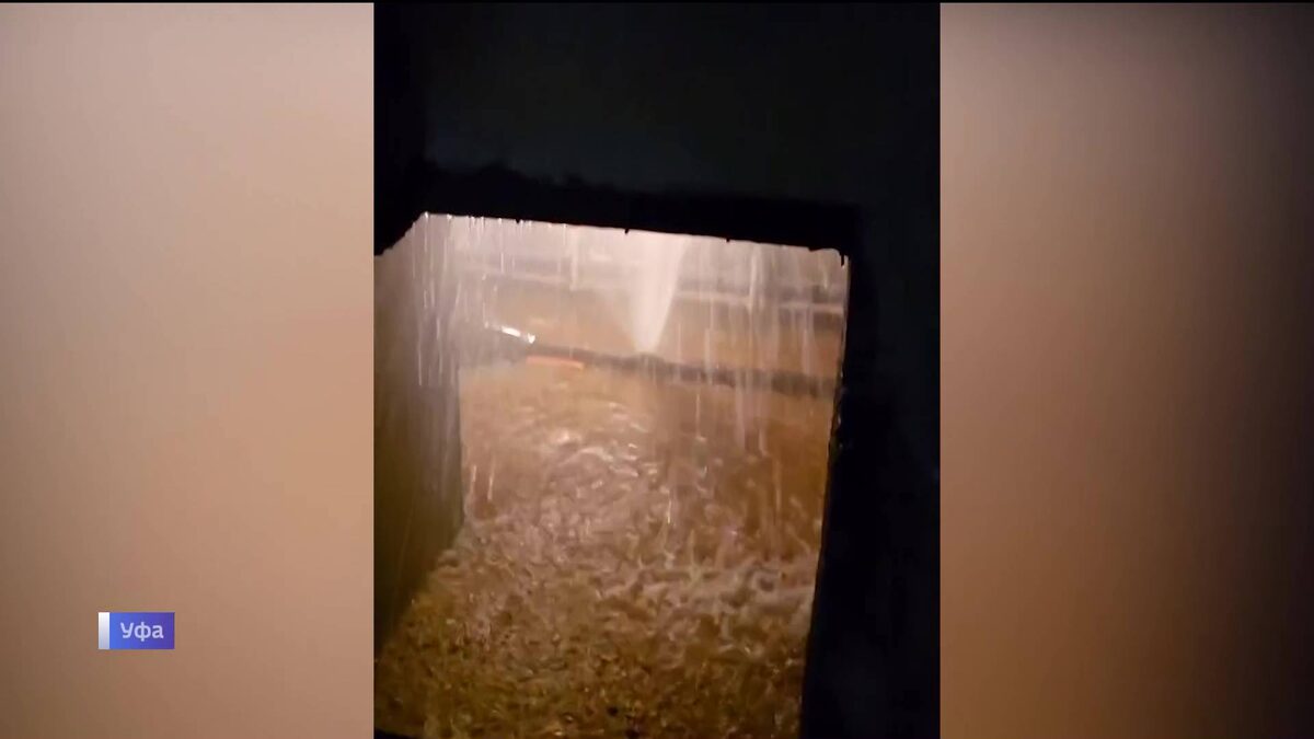    Жители дома по улице Вологодской в Уфе пожаловались на затопленный подвал