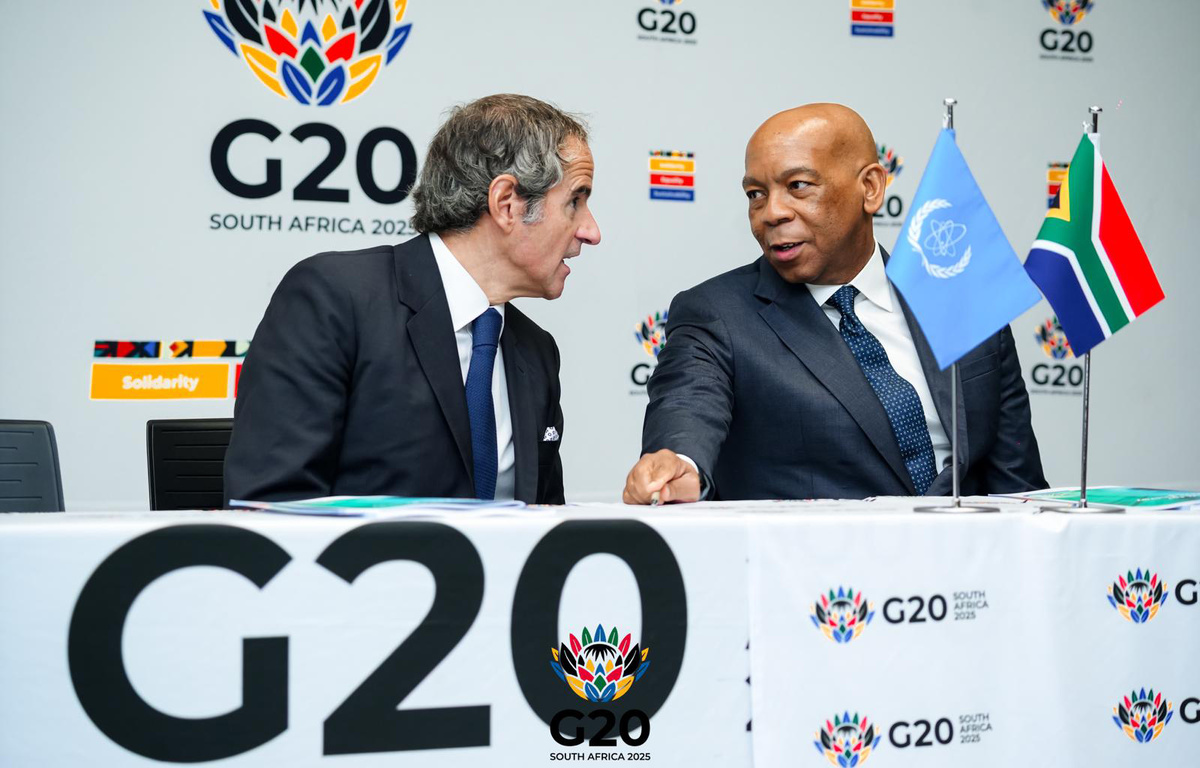    , , ИИ об «атомном» саммите G20 в ЮАР