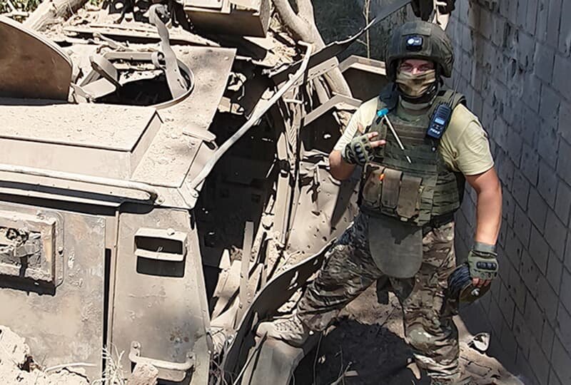    А это Космонавт, Эспаньола