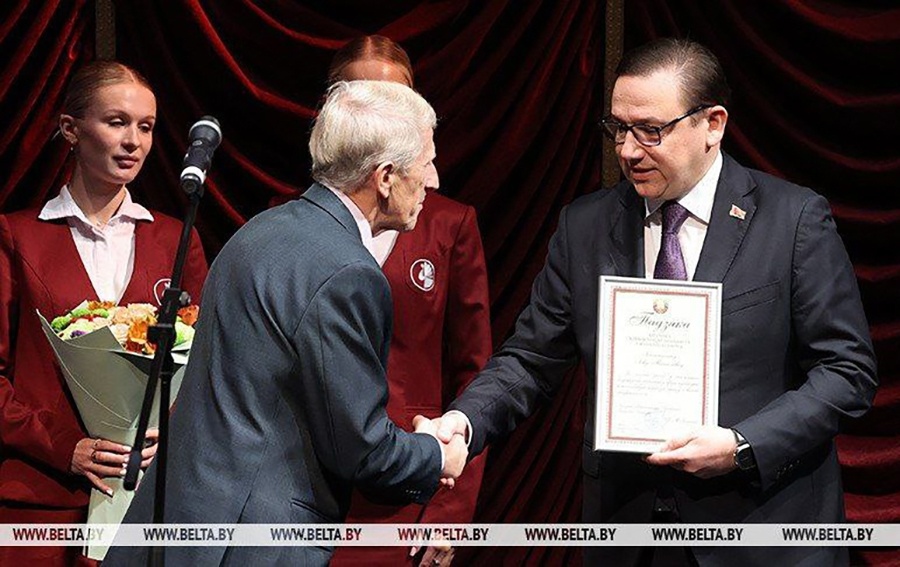     Благодарность земляку: заслуги Льва Конопляника отмечены на высоком уровне