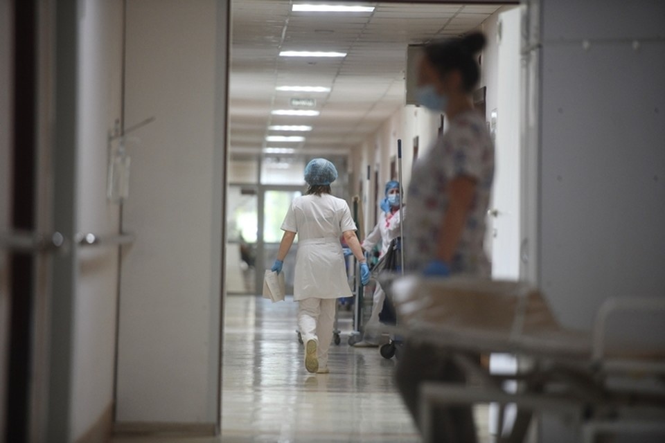 После того, как юношу избил отец, он обратился в больницу. Фото: Алексей Булатов. 