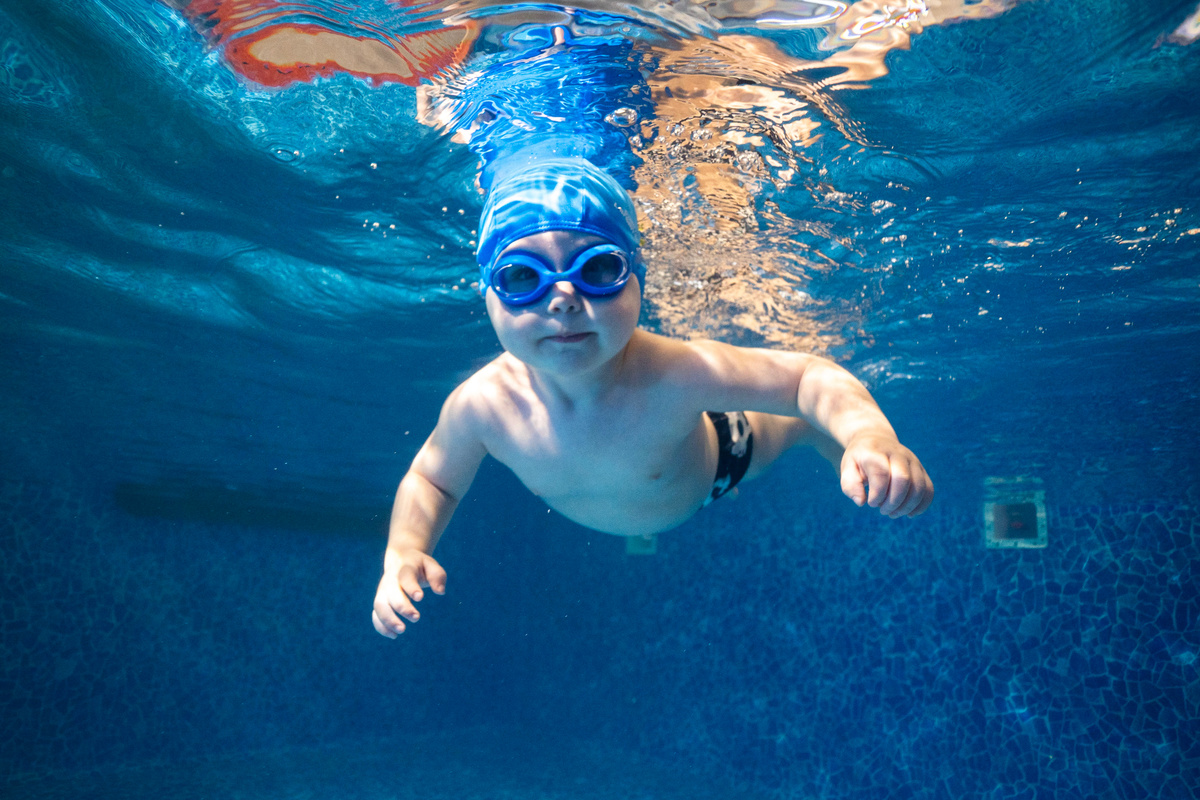 Плавание – оптимальный вид спорта для детей: оно эффективно укрепляет растущий организм