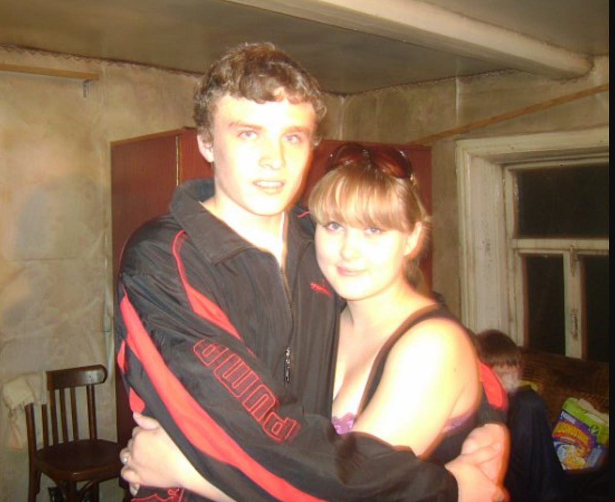 Виталий с подругой