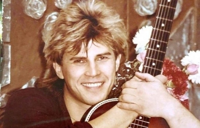 Из-за 17-летней бросил семью и дрался с Ветлицкой: Почему молодая жена певца Глызина хотела с ним развестись