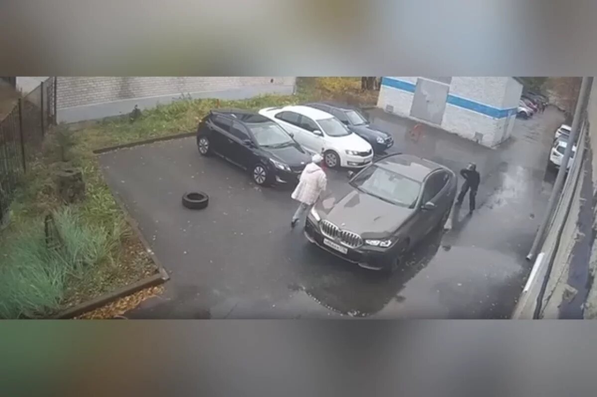    У напавшего на жену бизнесмена в Казани был подельник