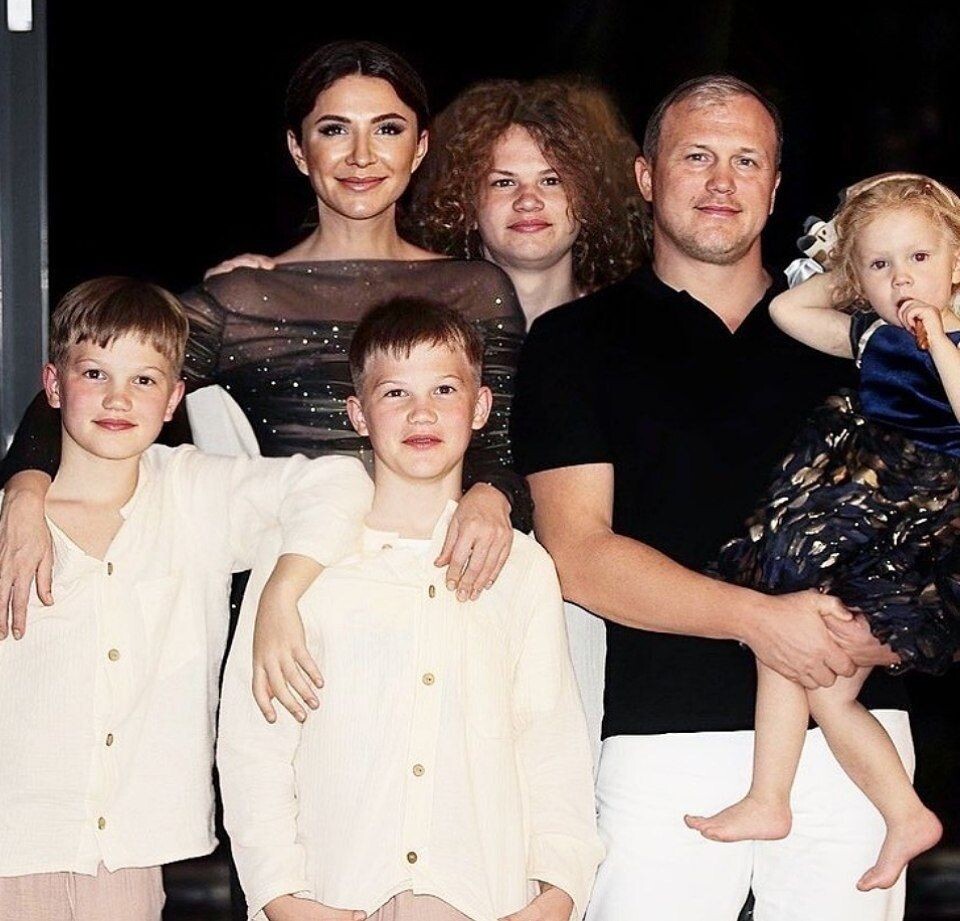    семья елены блиновской Freedom Strength Beauty