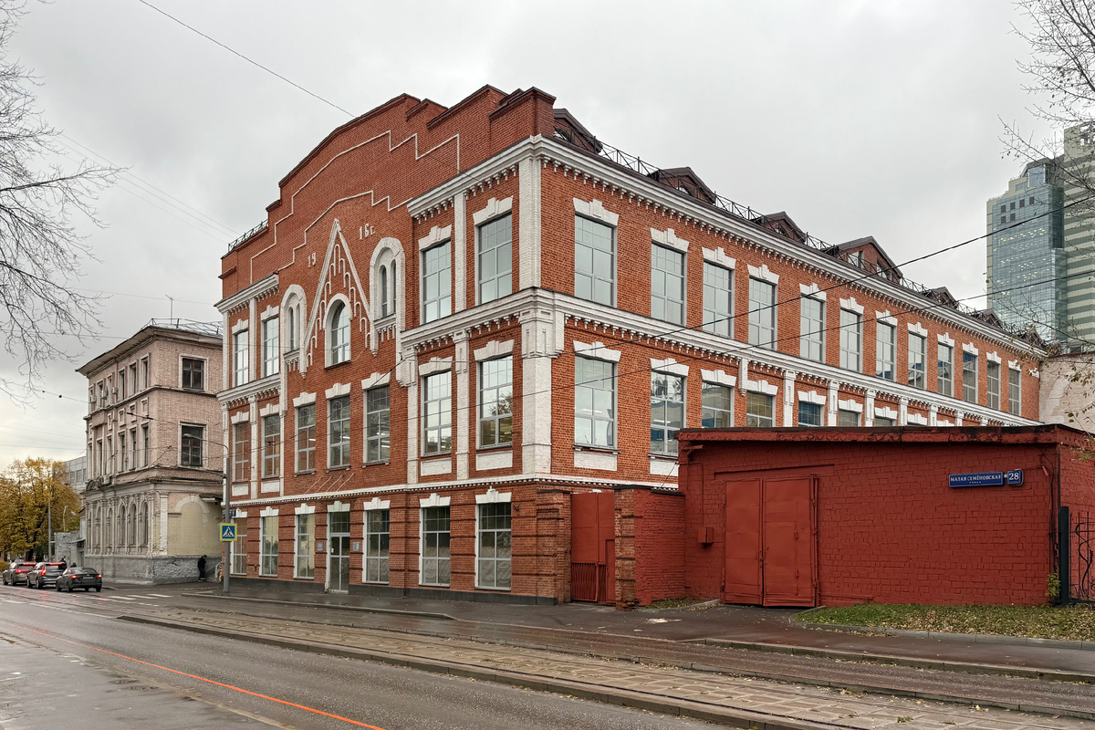 Малая Семеновская улица, 28. Вид с северо-запада. 