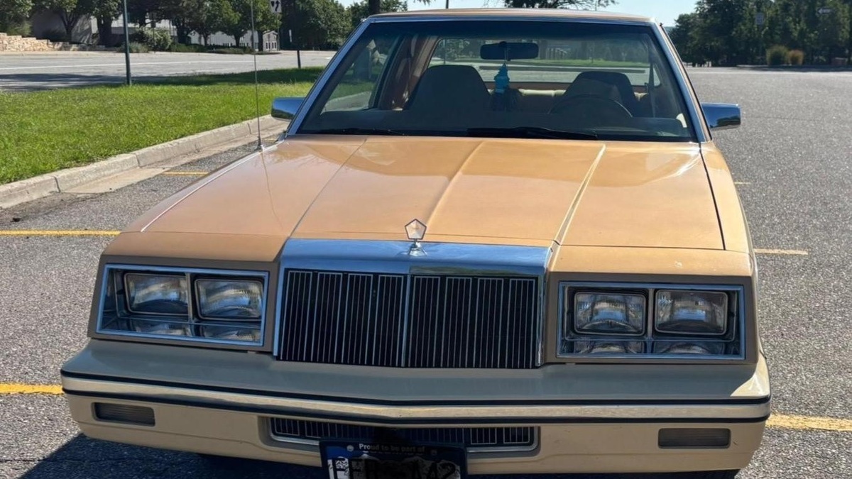 Chrysler LeBaron 1985