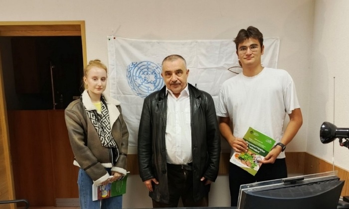    Книги в подарок