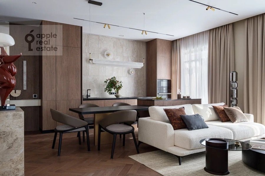 Фото из архива Apple Real Estate