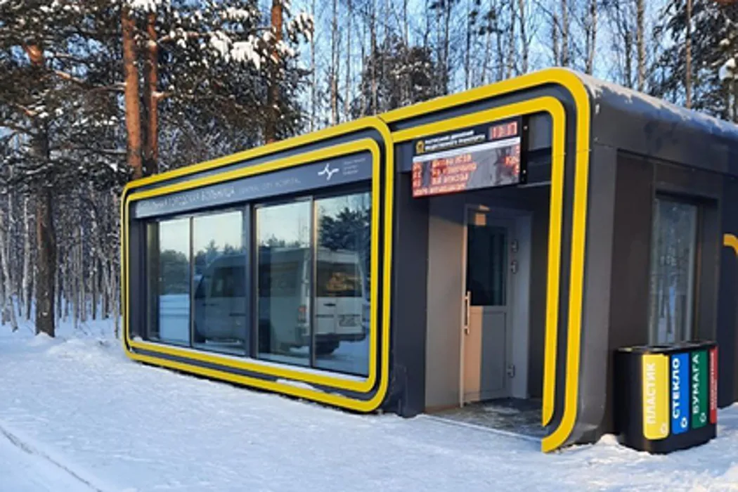 Теплая остановка в Ноябрьске (Ямало-Ненецкий АО). Фото: Lenta.ru