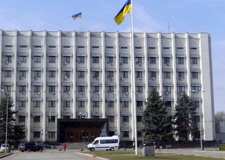    Вслед за Одессой военную администрацию требуют создать в Харькове