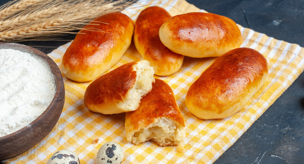 Пирожки с душой: Тепло домашнего очага в 10 уникальных рецептах