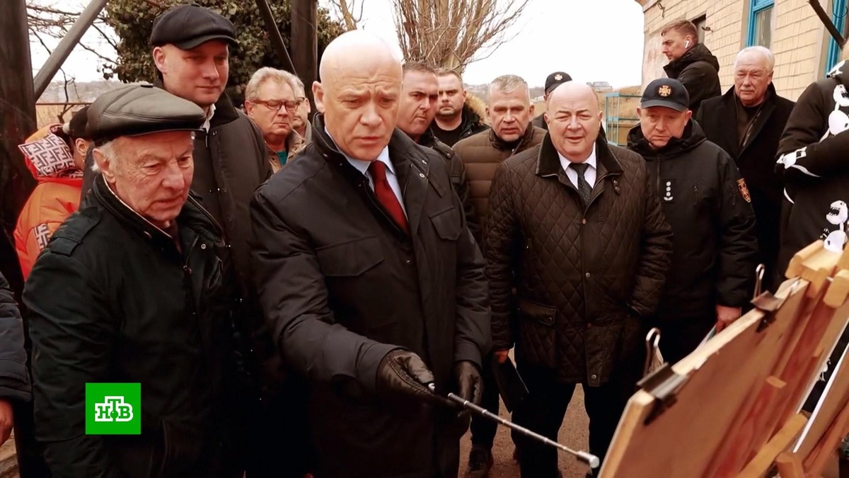    СМИ: Зеленский лишил гражданства Труханова, Царёва и Полунина