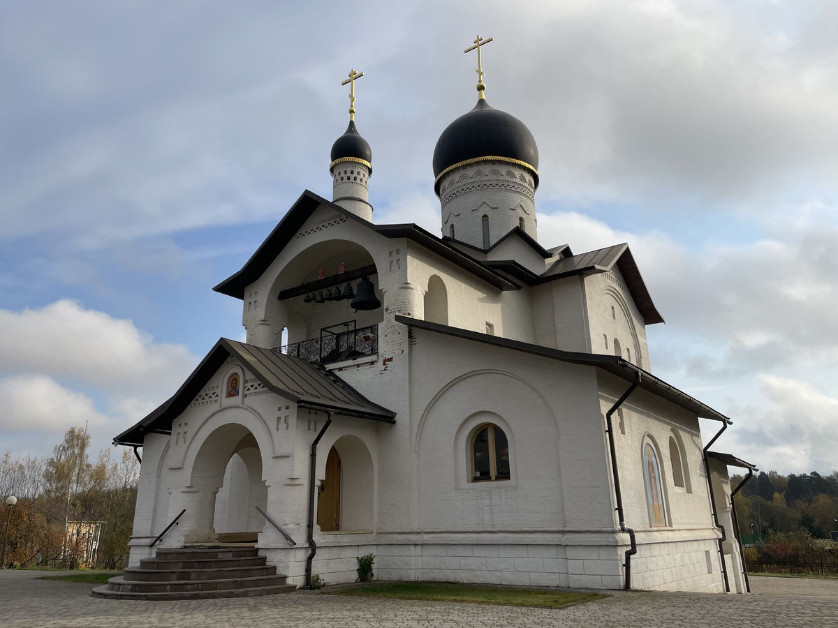 Храм преподобного Сергия Радонежского