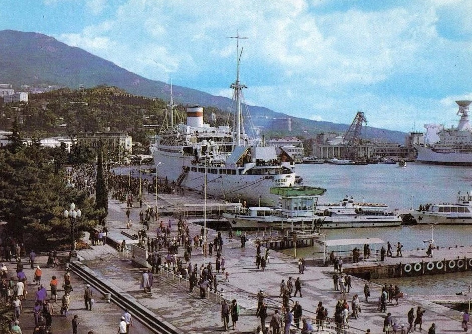 Ялта, когда в нашу гавань еще заходили корабли… 