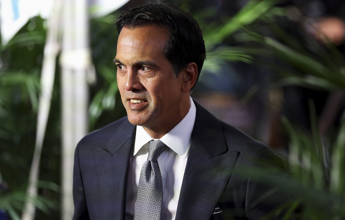    Главный тренер сборной США Эрик Споэльстра  Adam Glanzman/Getty Images