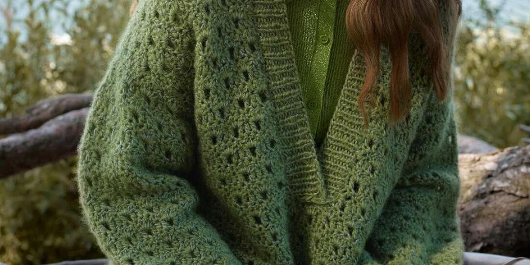 От "бабушкиных квадратов" до мохера: 7 модных моделей, связанных крючком, для идеального осеннего гардероба