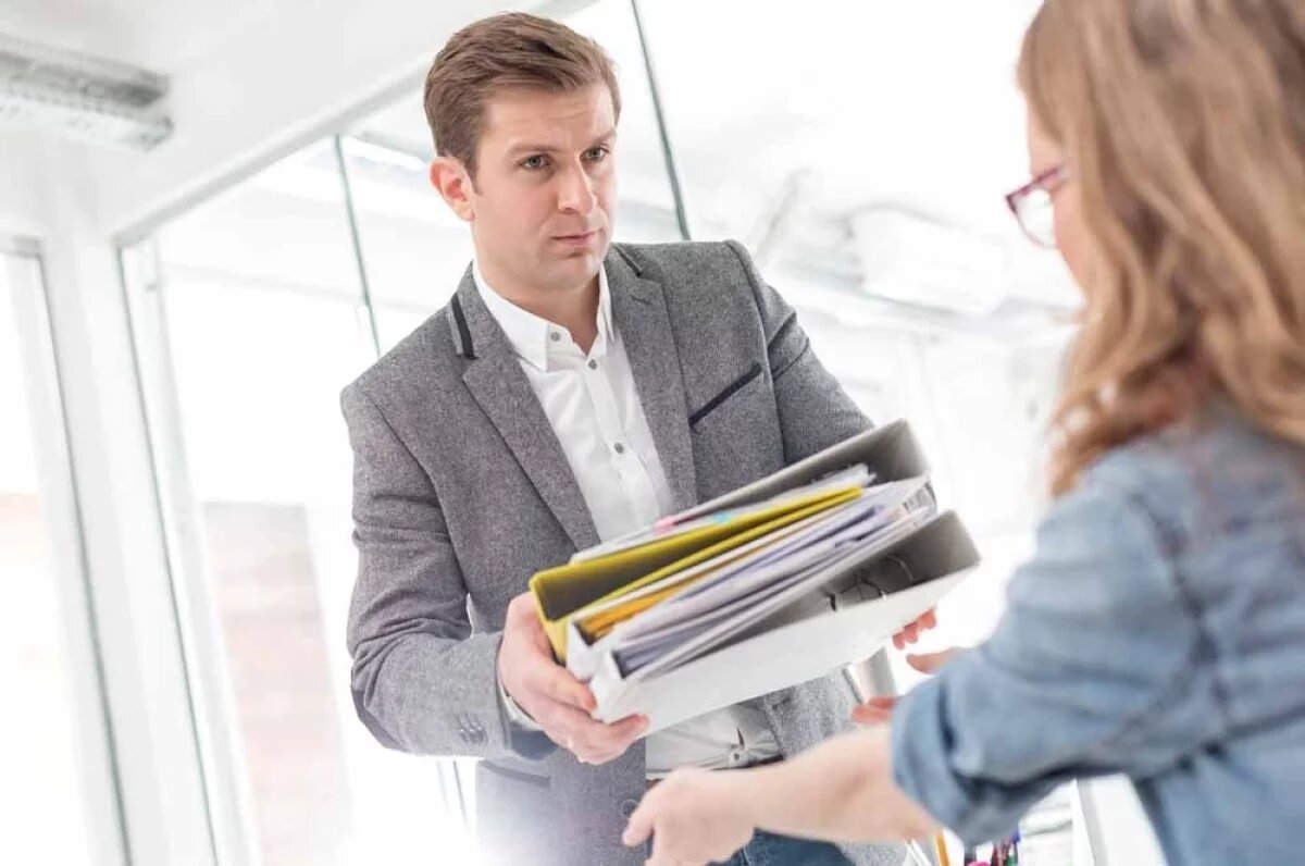    Женщины часто выполняют больше работы за меньшие деньги, чем их коллеги-мужчины.