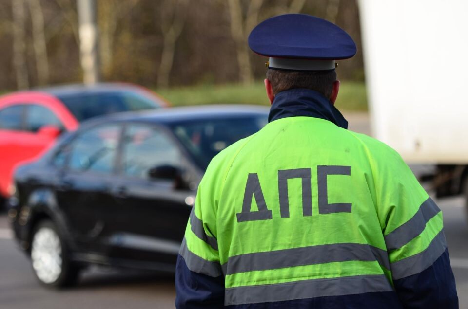    ДПС, полиция. Источник: Леонид Павлюченко / media4media.ru
