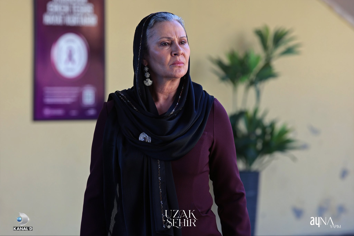 Кадр из сериала «Далекий город». Картинка из Интернета.