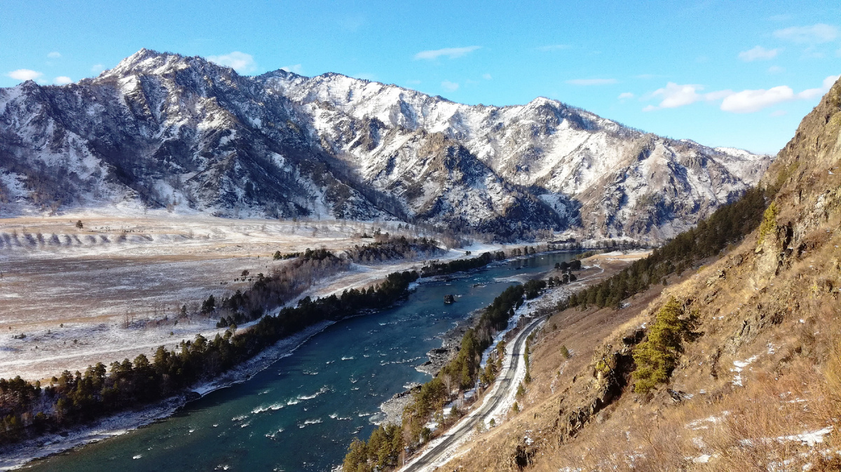 Катунь в ноябре, вид со смотровой площадки урочища Че-Чкыш (Фото: Nixe (Bearna Team))
