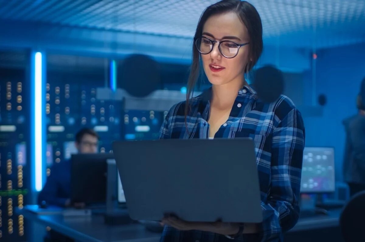    Умение обращаться с нейросетью ценят работодатели не только в ИТ-сфере.