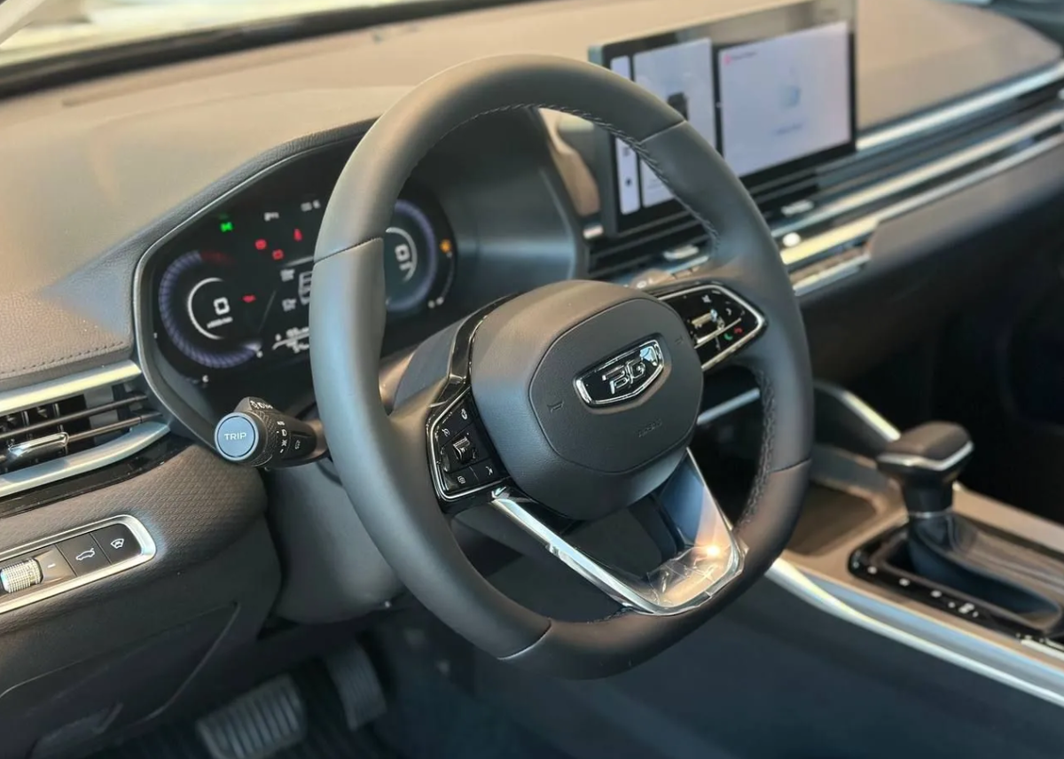 Belgee S50 комплектации салон 