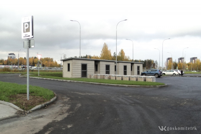    Торговый центр с витражными порталами построили в ПетрозаводскеГоскомитет по жилнадзору Карелии