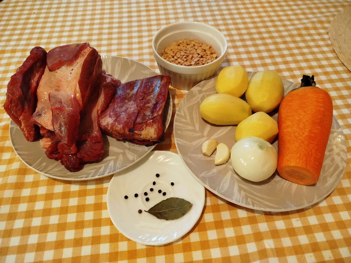 Будущий гороховый супчик