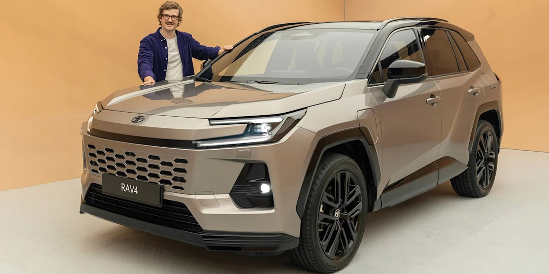 Toyota RAV4 шестого поколения выходит на рынок. Глобальное обновление, цифровая революция, цены и другие подробности