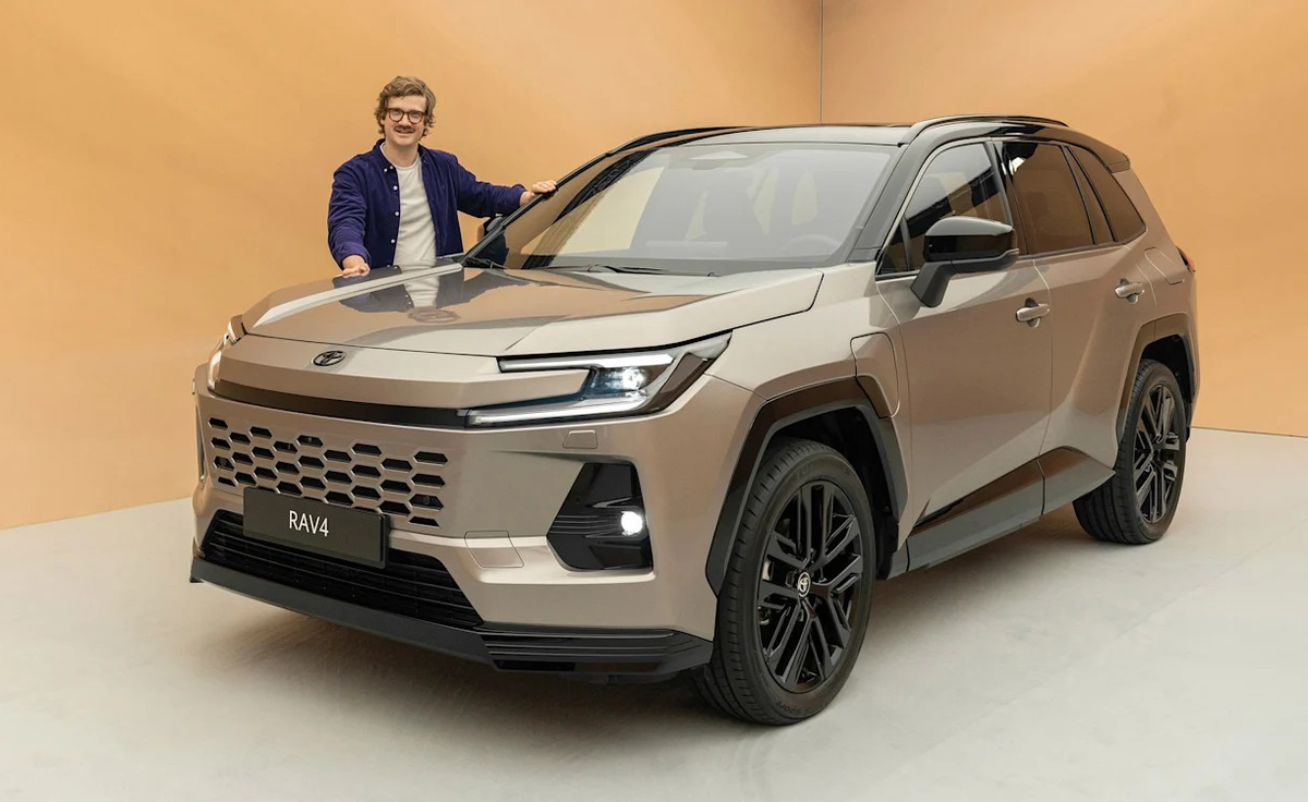 Toyota RAV4 шестого поколения