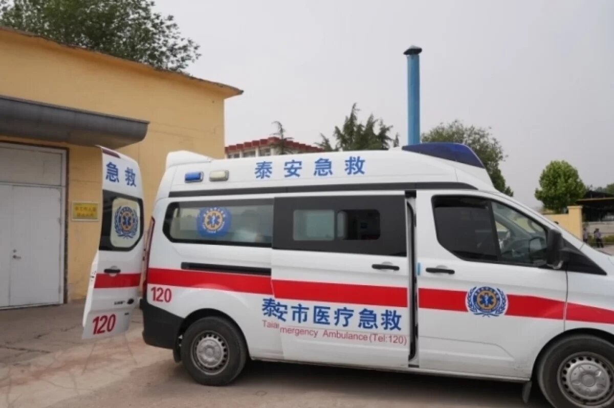    В Китае при наезде автомобиля на электроскутеры погибли восемь человек