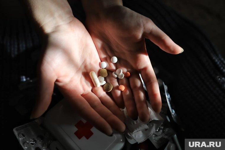    Роспотребнадзор подготовил основания для прекращения продажи БАДов